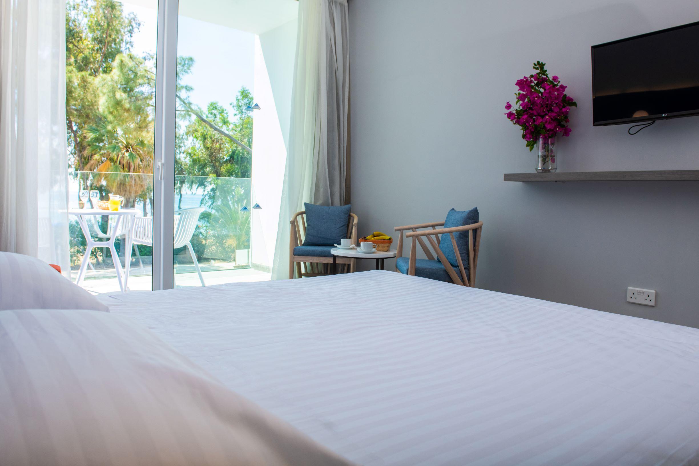 Park Beach Hotel Limassol Exteriör bild